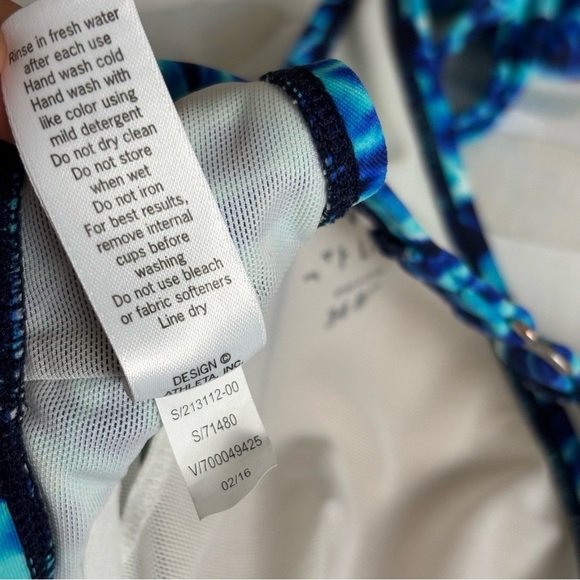 Athleta Womens Blue Tie Dye Tara Bikini Top Swim wear size 34B/C - Picture 6 of 7